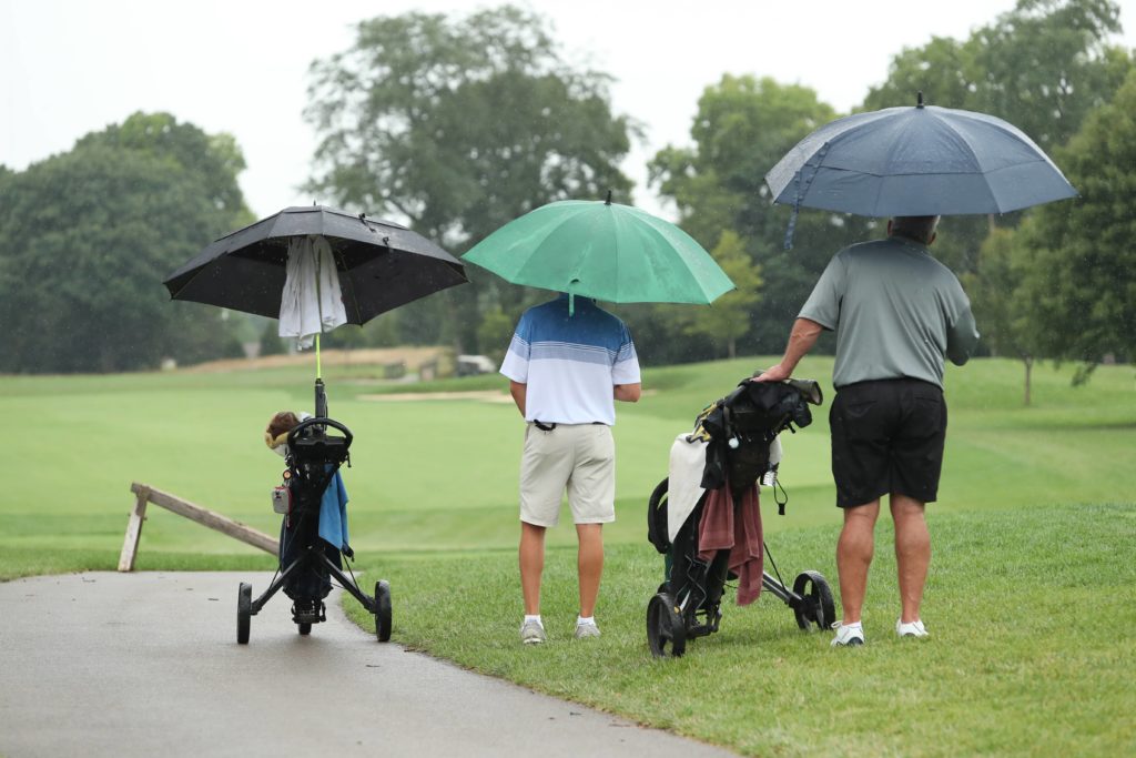 rainy weather golf