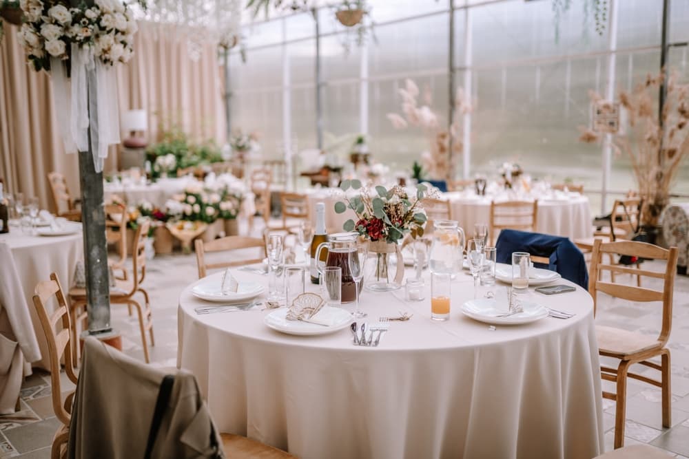 indoor-wedding-winter